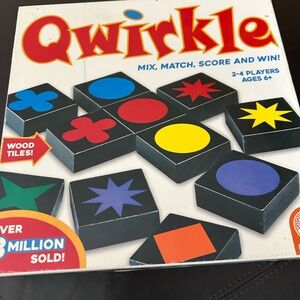 Qwirkle Board Game